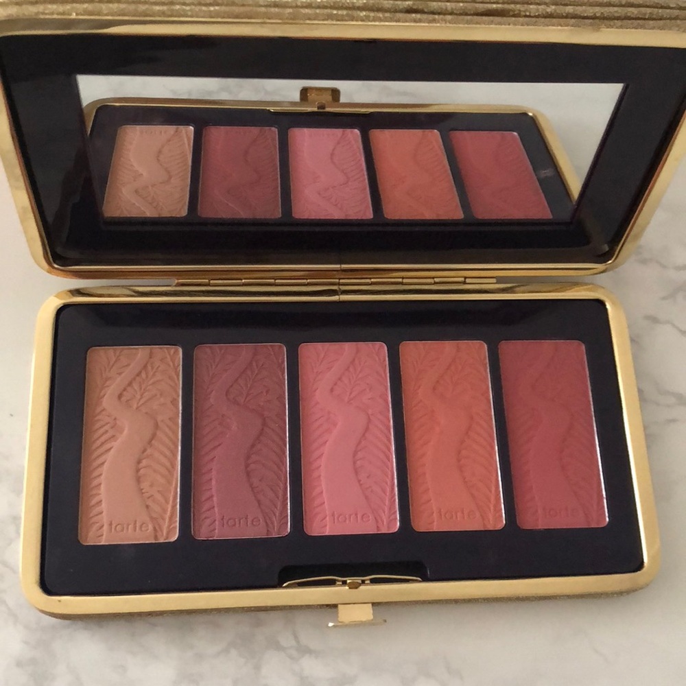 Tarte pin up girl blush palette
